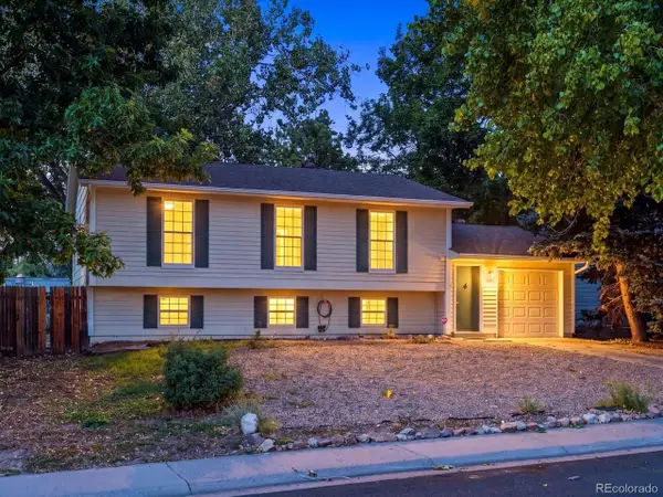 2127 S Ivory St, Aurora, CO 80013