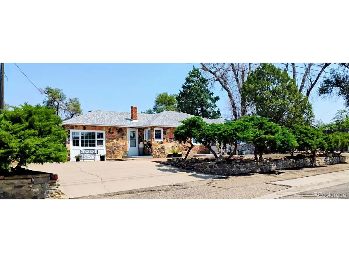 1117 E 6th St, La Junta, CO 81050 - #1