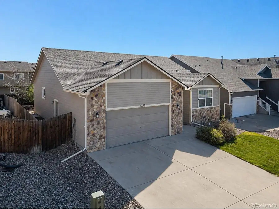 9296 Portmarnock Ct, Peyton, CO 80831 - #3