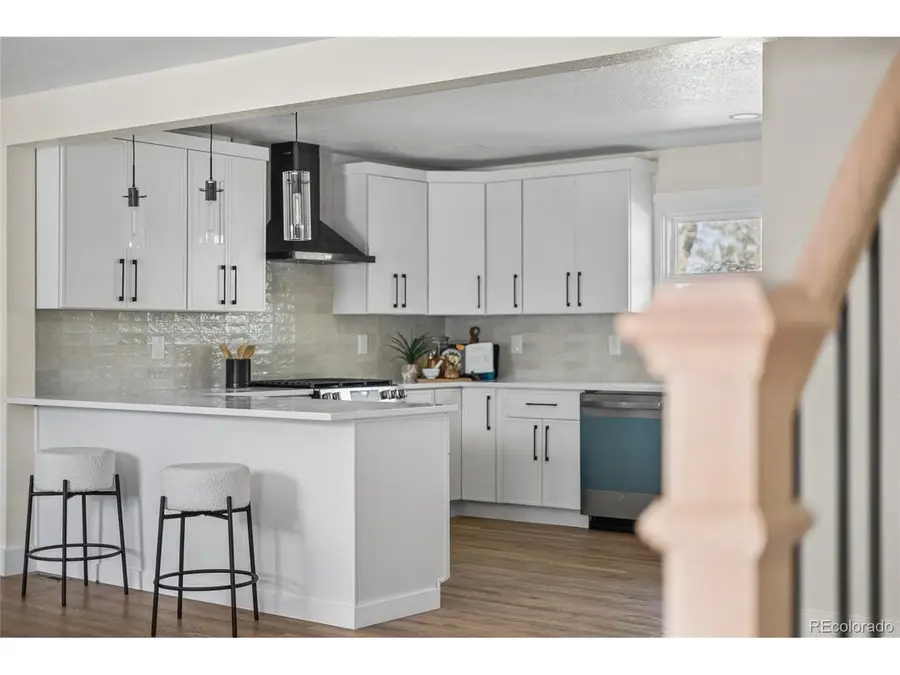 1375 W Hinsdale Dr, Littleton, CO 80120 - #3
