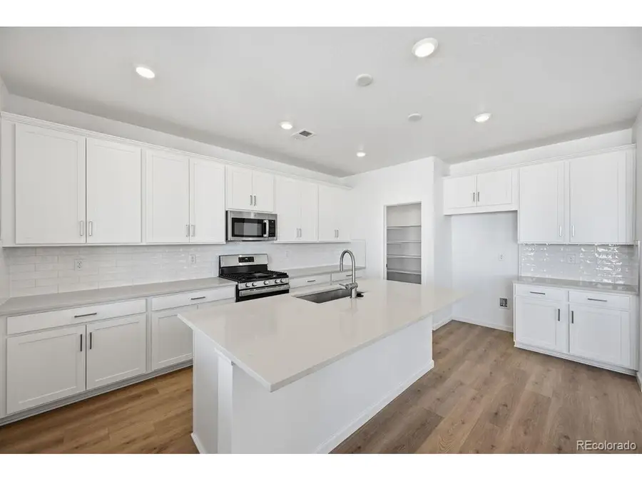 16657 W 92nd Pl, Arvada, CO 80007 - #2