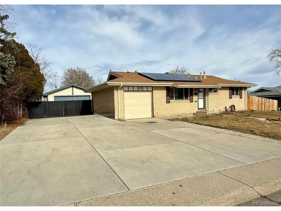 965 W 101st Pl, Northglenn, CO 80260 - Image #2