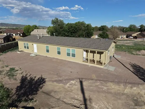 2406 N 9th St, Canon City, CO 81212