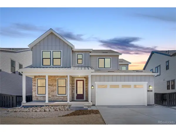 8864 Moonshimmer Trl, Littleton, CO 80125