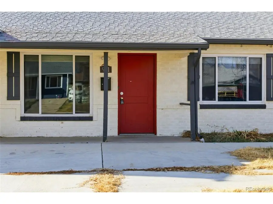 941 Quentin St, Aurora, CO 80011 - Image #2