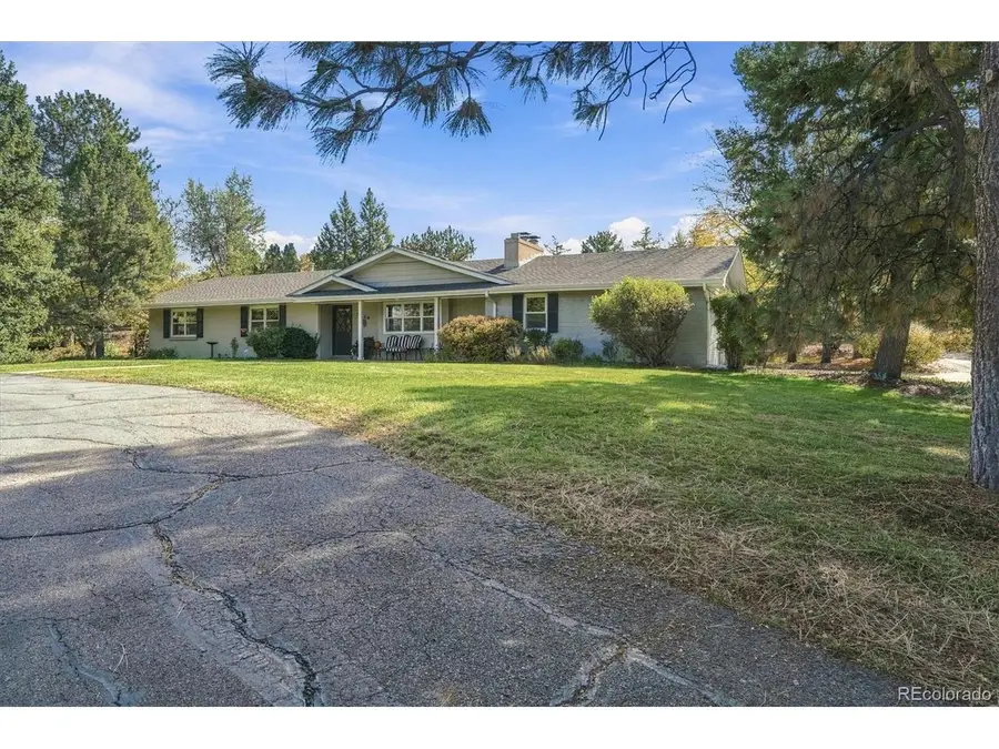 5220 Yellowstone St, Bow Mar, CO 80123 - #2