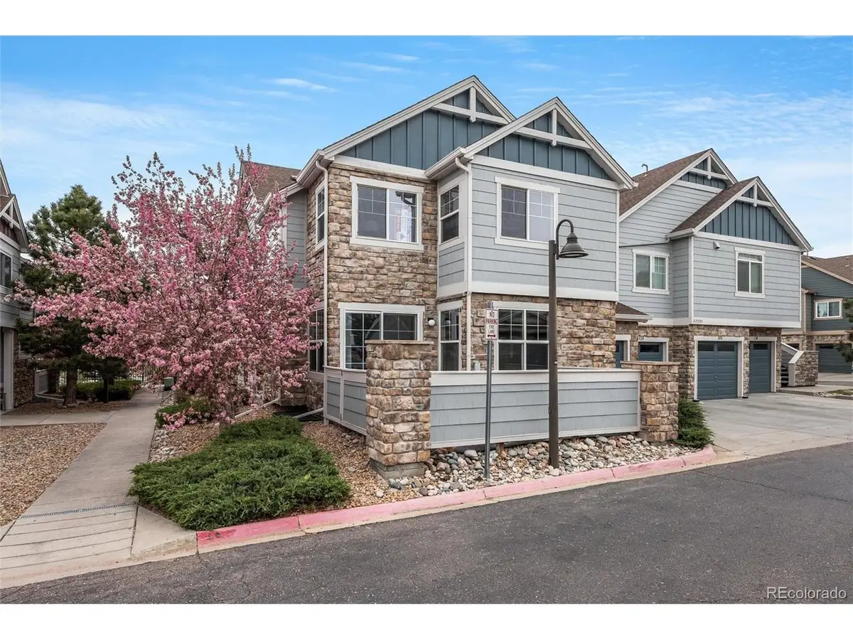 23501 Alamo Pl #A, Aurora, CO 80016 - #1