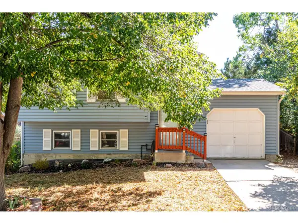 18820 E Hawaii Dr, Aurora, CO 80017