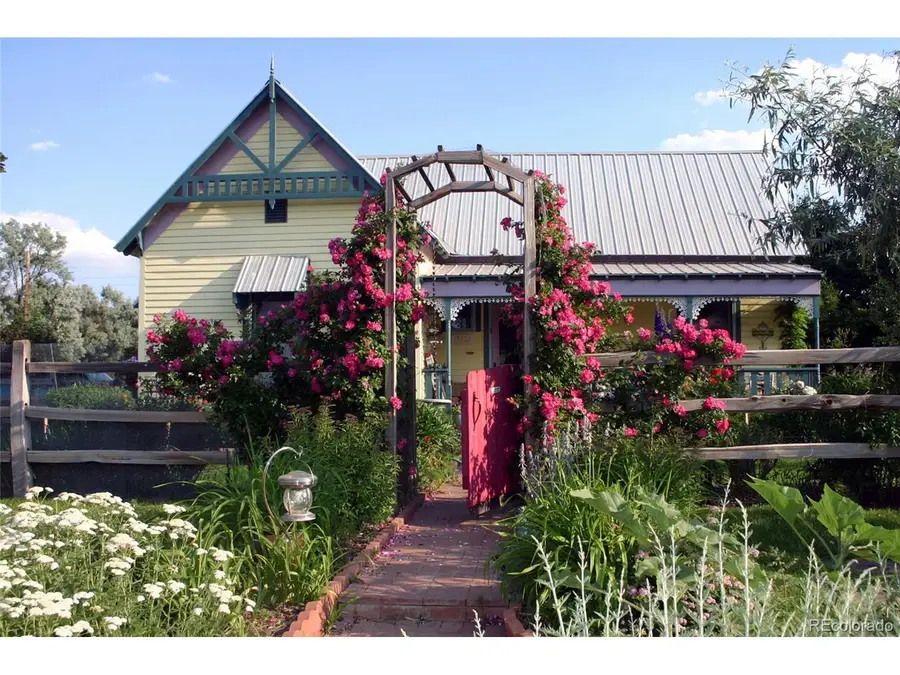 134 E Virginia St, La Veta, CO 81055 - #2