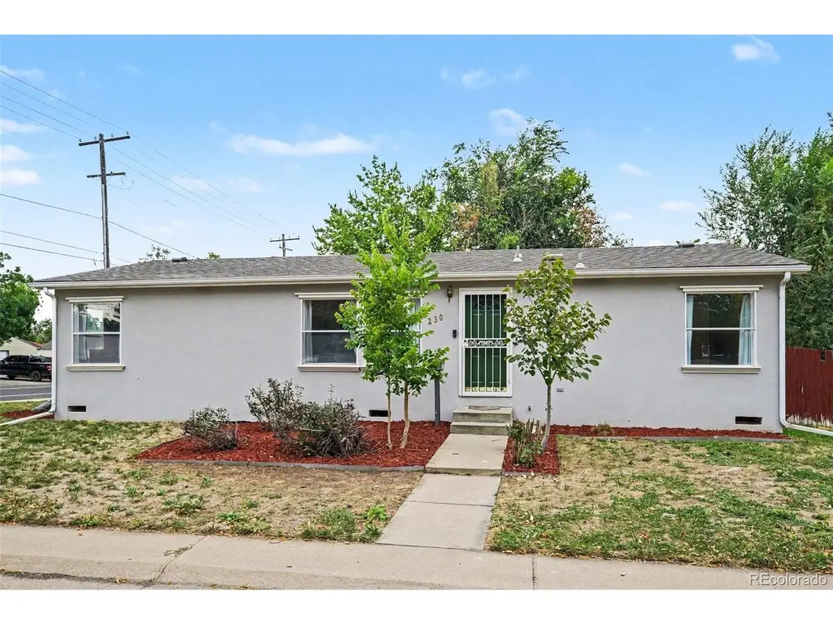 2301 Florence St, Aurora, CO 80010 - #1