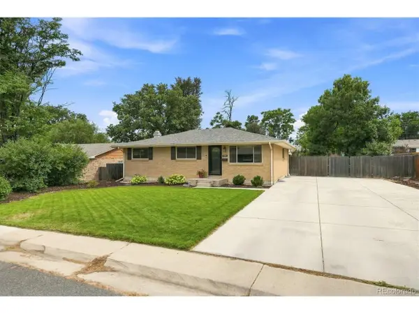 3104 W Pimlico Dr, Englewood, CO 80110