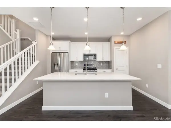 7588 S Zante Ct, Aurora, CO 80016