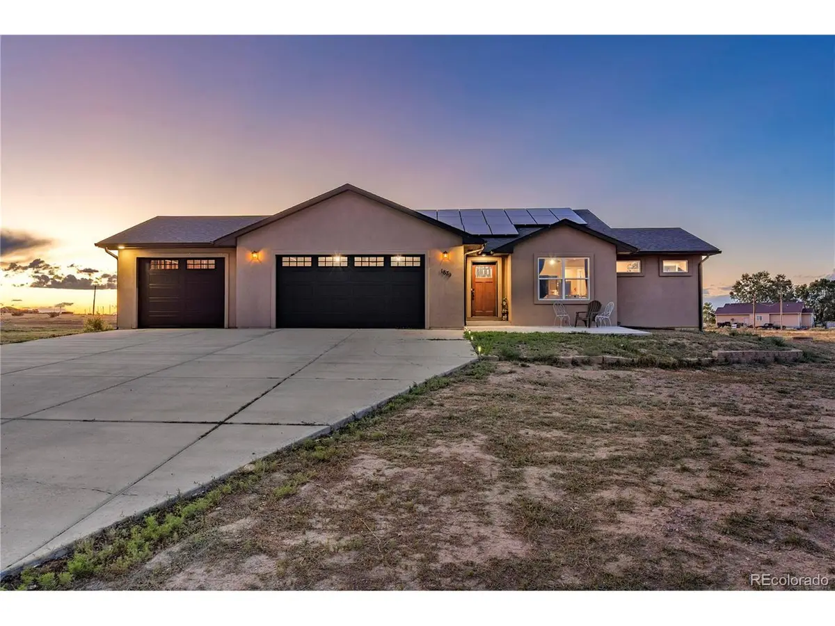 1879 E Jerrian Ln, Pueblo, CO 81007 - #1