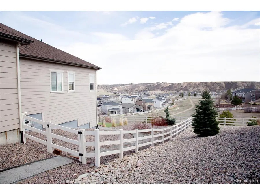 3910 Mighty Oaks St, Castle Rock, CO 80104 - Image #2