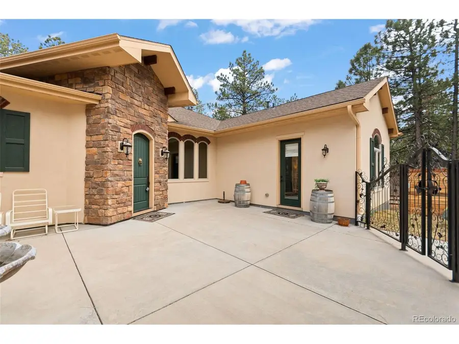 1429 Gore Cir, Larkspur, CO 80118 - #2