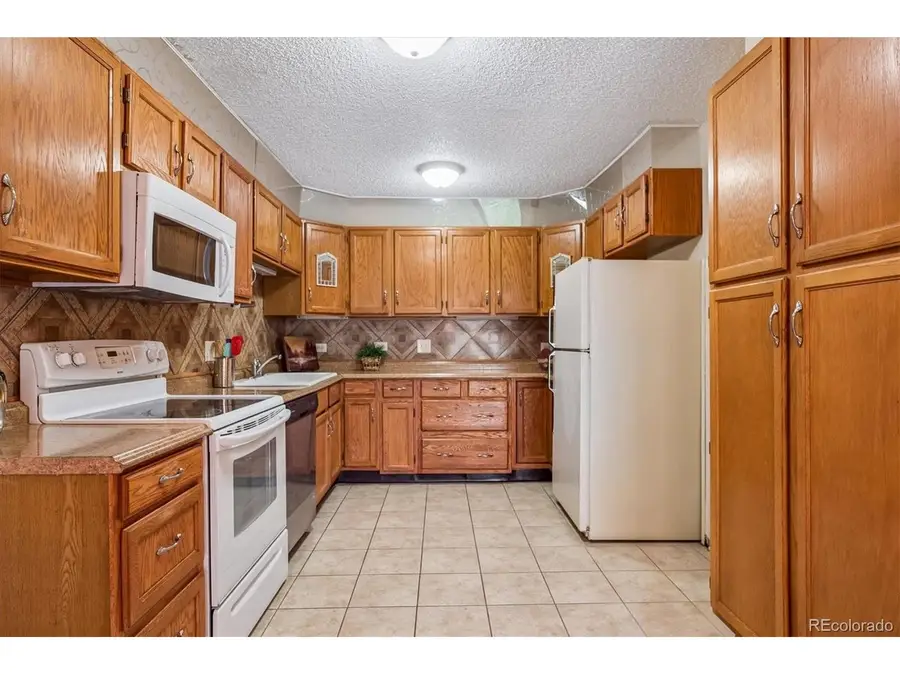 300 S Clinton St #5A, Denver, CO 80247 - #3