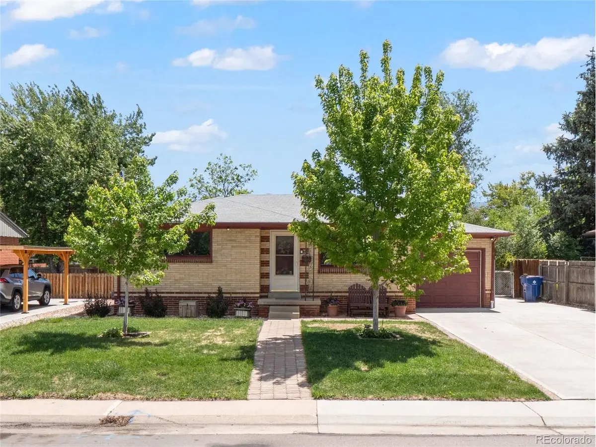 1466 S Chase St, Lakewood, CO 80232 - #1
