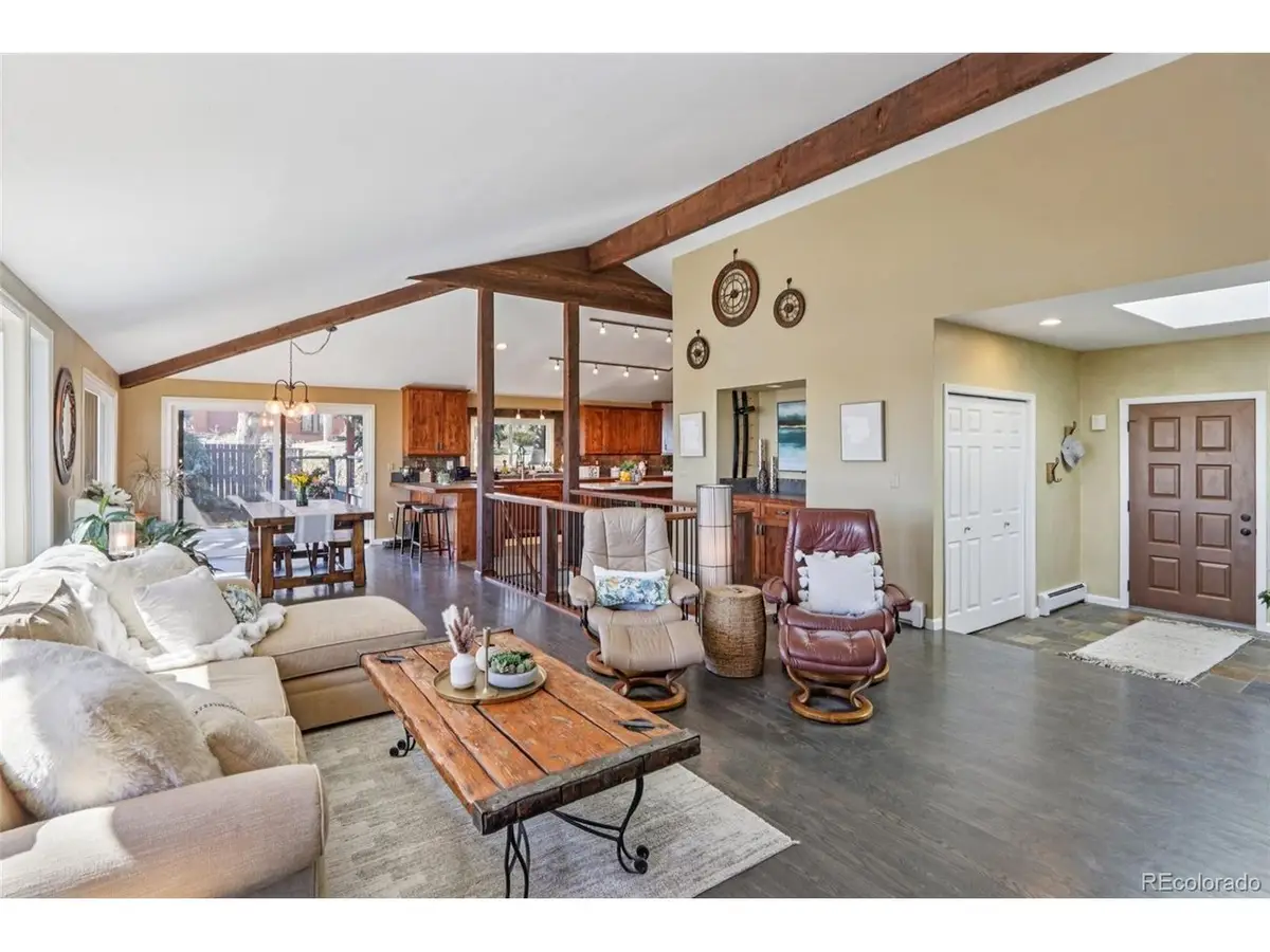 6640 Paiute Ct, Niwot, CO 80503 - #1