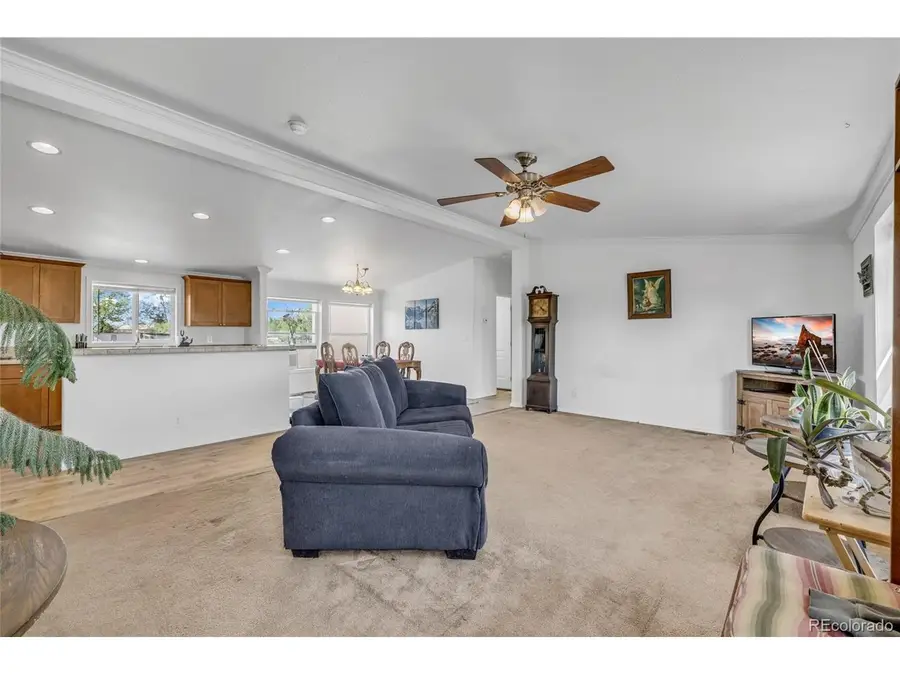 336 Lilac Cir, Lochbuie, CO 80603 - #3