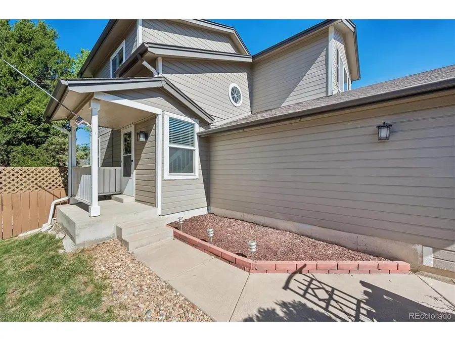 639 Walden Ct, Highlands Ranch, CO 80126 - #2
