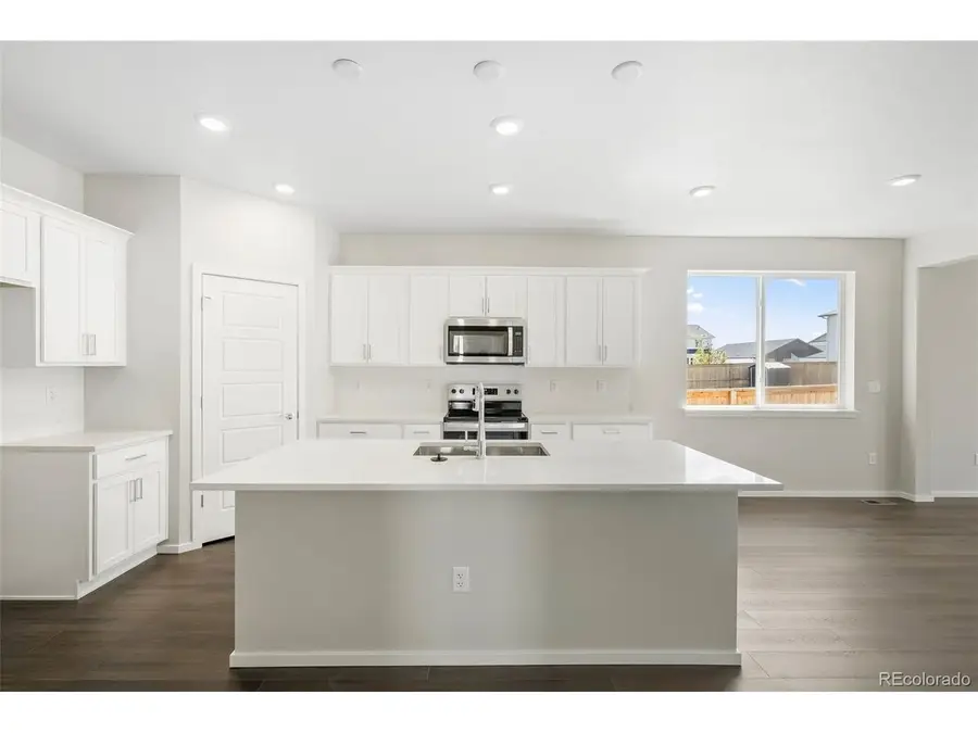54760 E 27th Ave, Strasburg, CO 80136 - #2