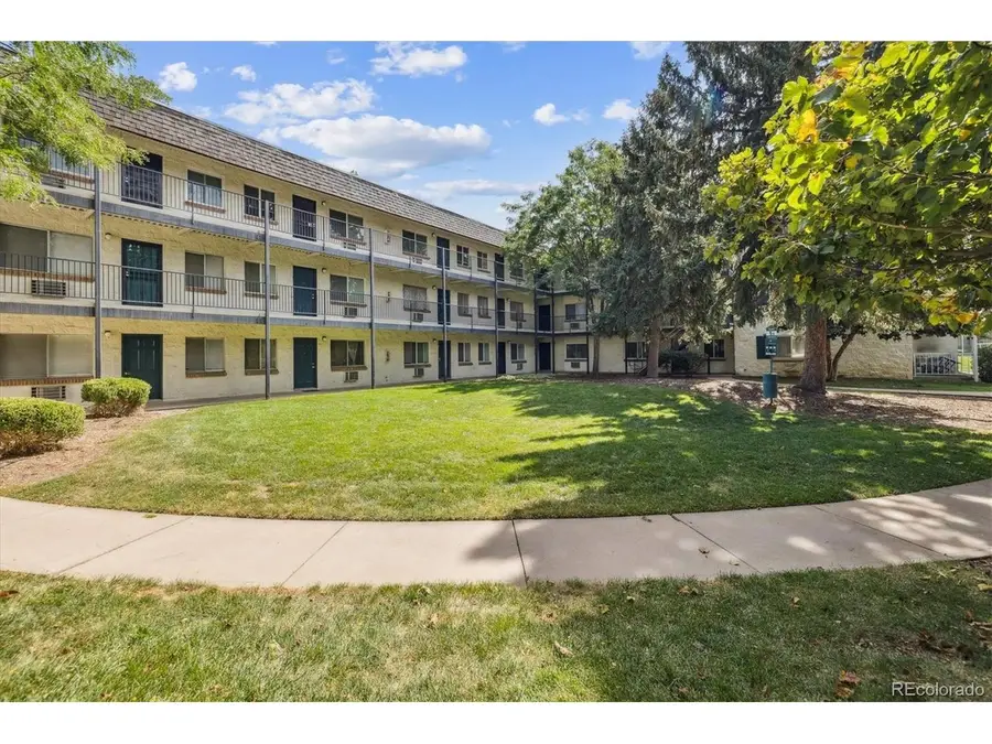 2225 S Jasmine St #102, Denver, CO 80222 - Image #2
