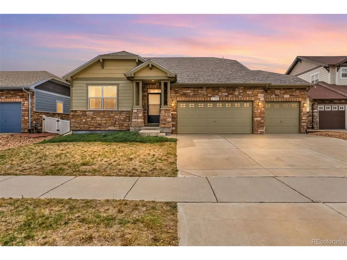 2335 Winding Dr, Longmont, CO 80504 - #1
