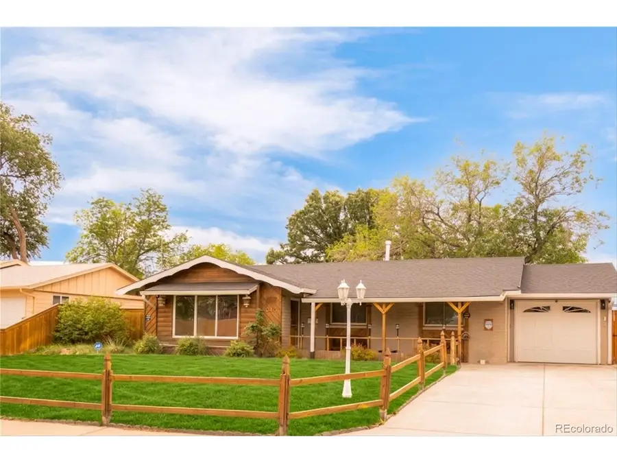 840 Essex Dr, Welby, CO 80229 - #2