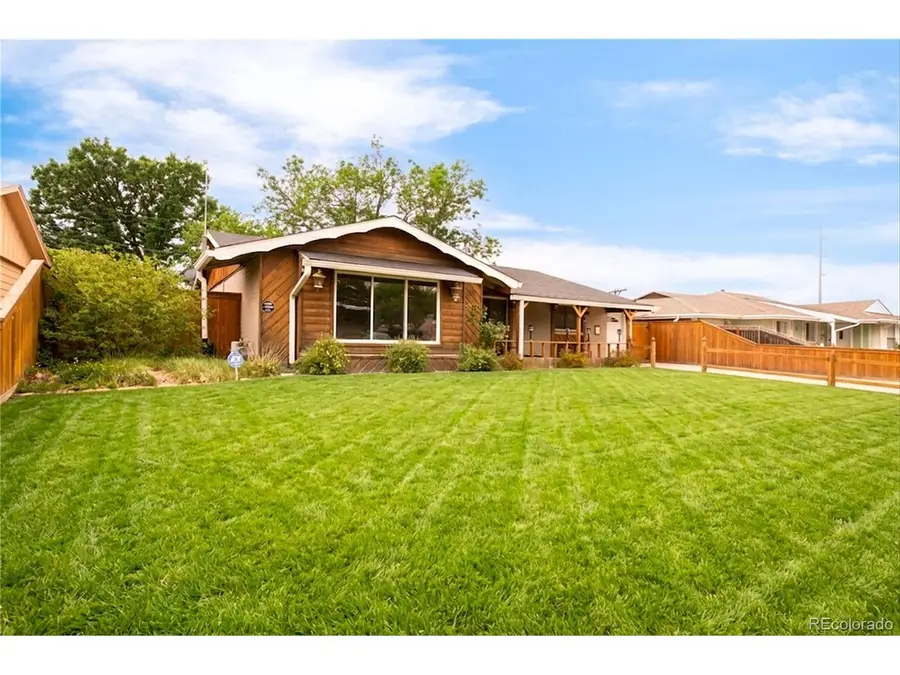 840 Essex Dr, Welby, CO 80229 - #3