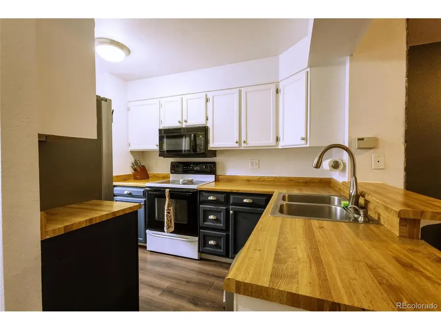 10625 W Dartmouth Ave, Lakewood, CO 80227 - Image #2