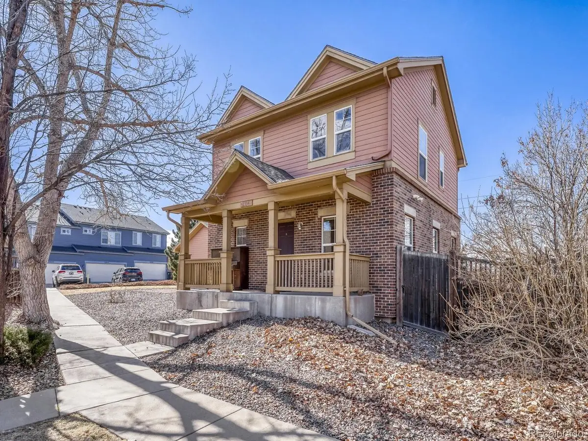 23341 E Saratoga Cir, Aurora, CO 80016 - #1