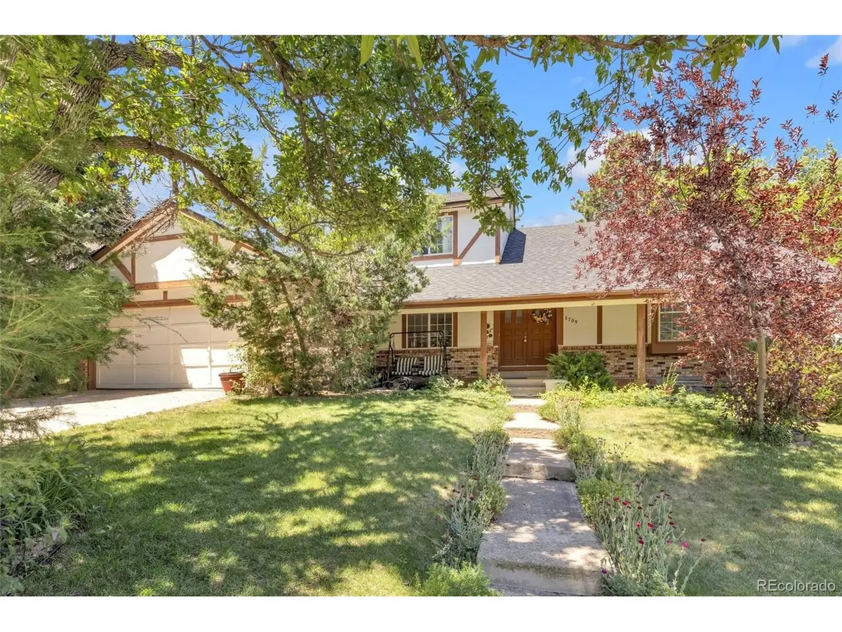 3709 S Walden St, Aurora, CO 80013 - #1