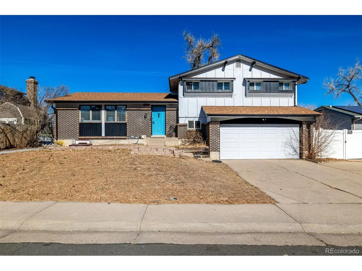 6611 W 74th Ave, Arvada, CO 80003 - #1