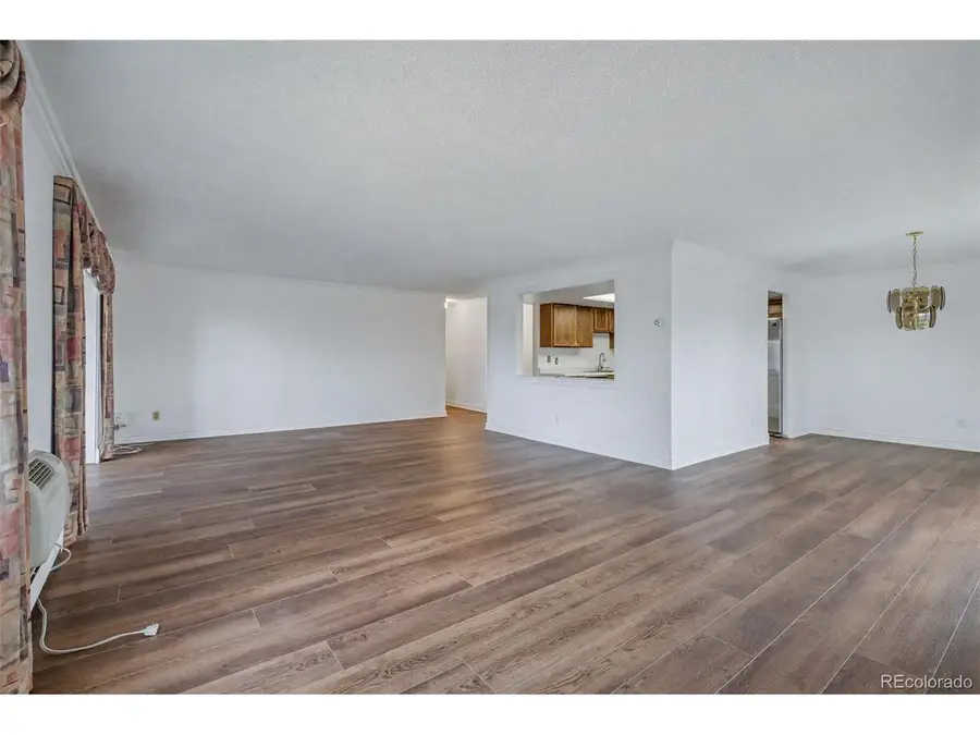 14390 E Marina Dr #221-302, Aurora, CO 80014 - Image #2