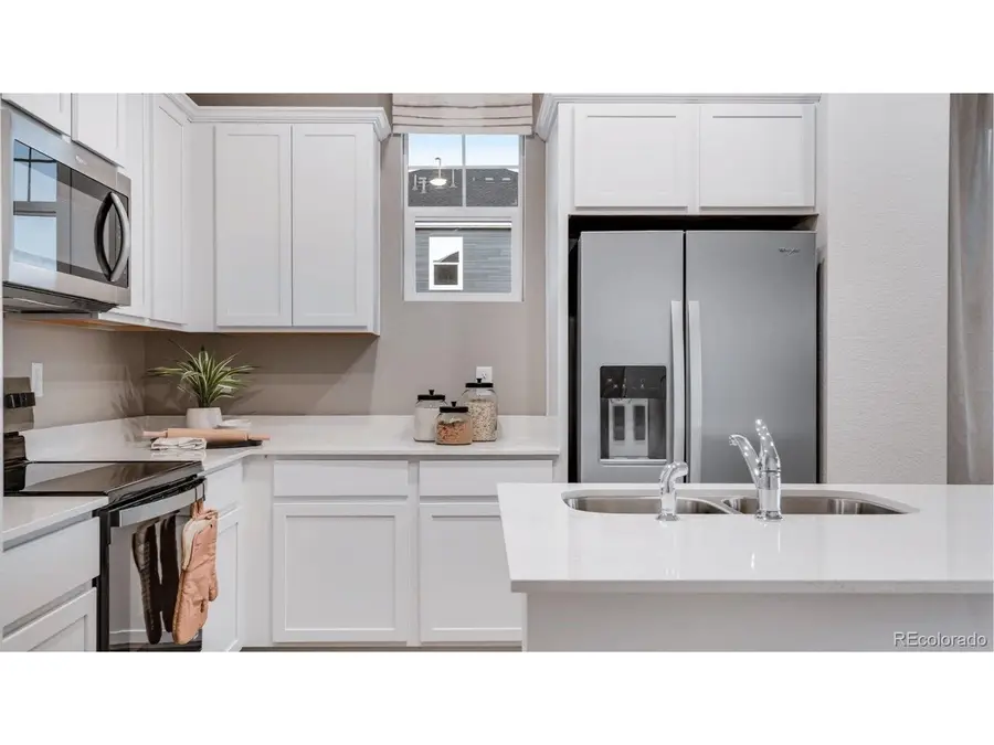 9821 Bahama St, Commerce City, CO 80022 - #3