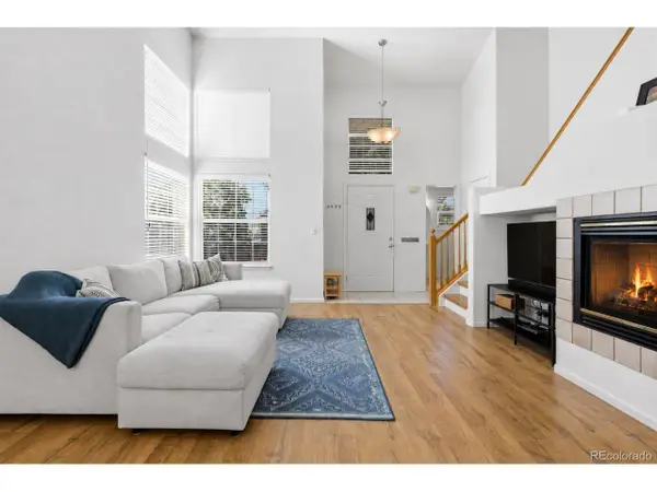 8814 S Field Ct, Littleton, CO 80128