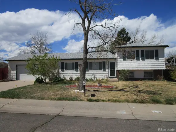 1093 S Macon Way, Aurora, CO 80012