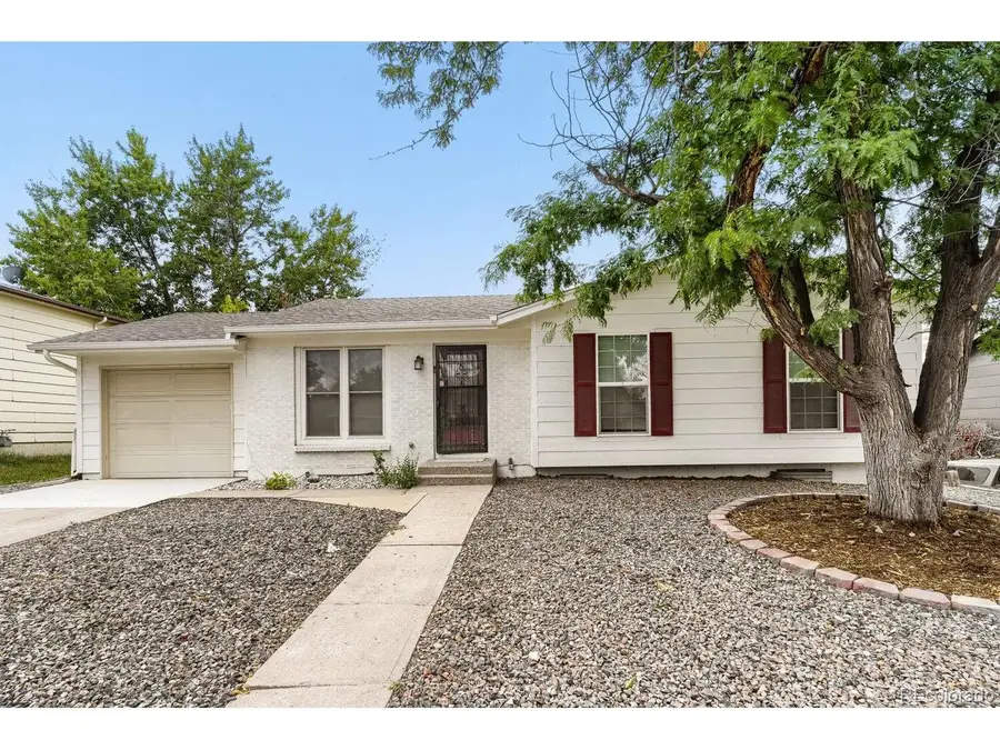 2615 S Laredo Ct, Aurora, CO 80013 - #2