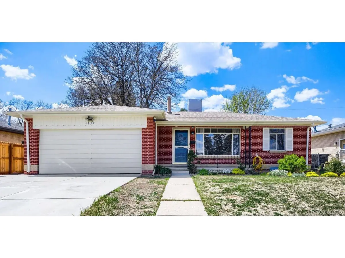 1227 S Harlan St, Lakewood, CO 80232 - #1