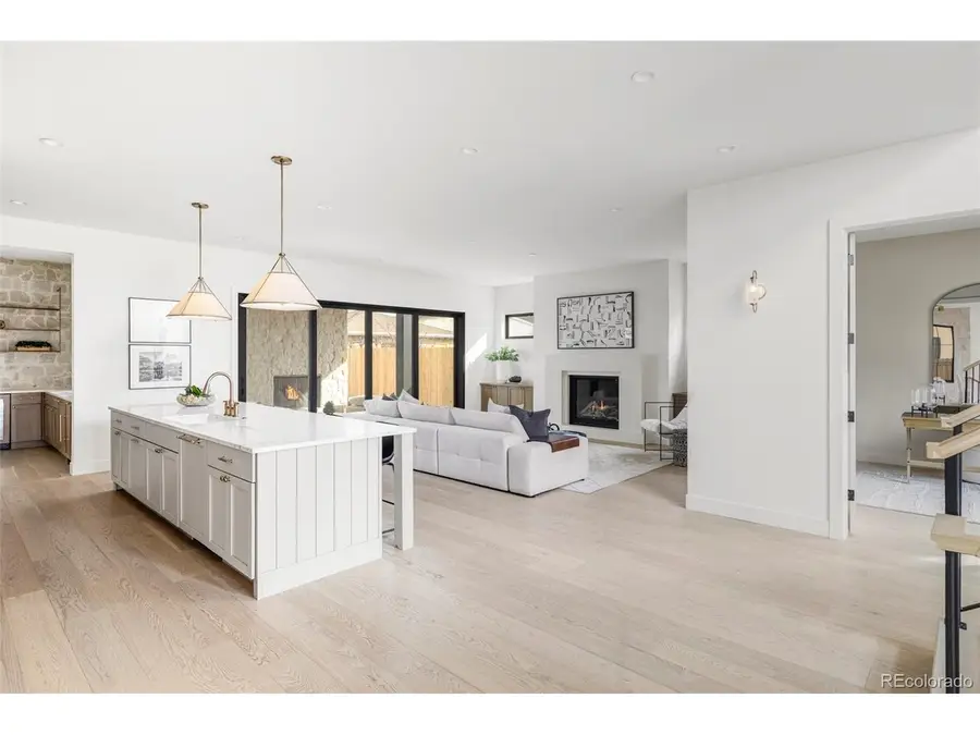 1060 S Garfield St, Denver, CO 80209 - #3