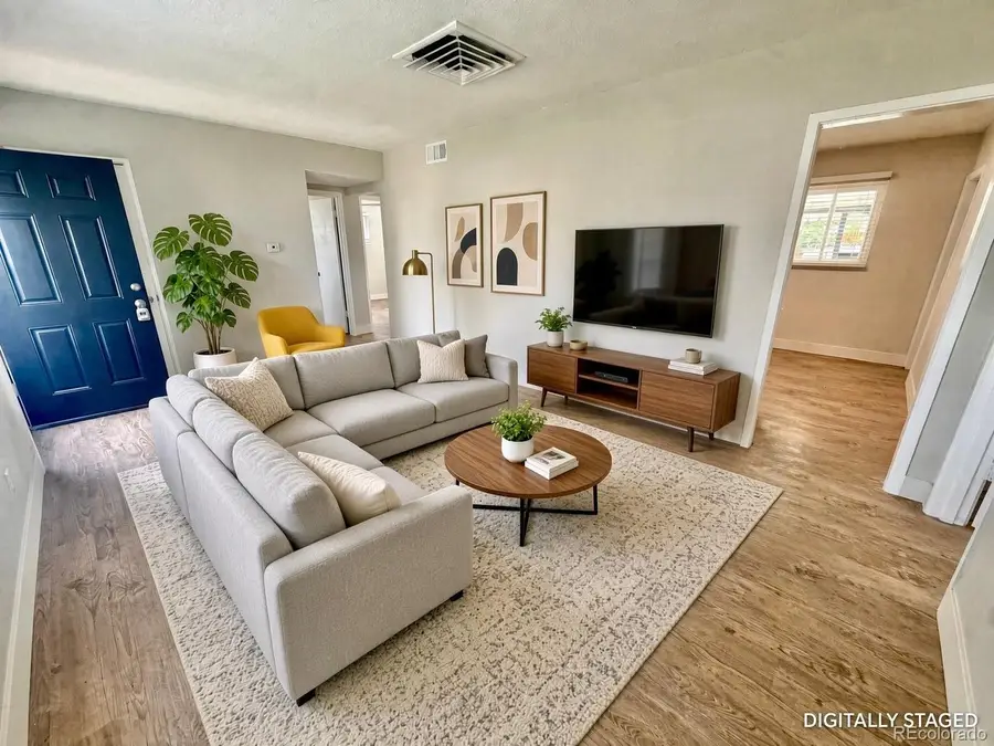 755 Uvalda St, Aurora, CO 80011 - #2