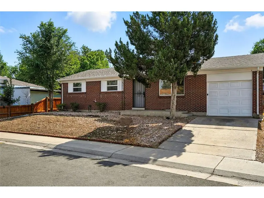 5508 Revere St, Denver, CO 80239 - Image #3