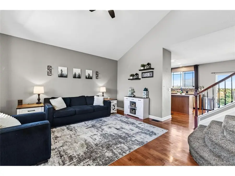 337 Peabody St, Castle Rock, CO 80104 - #3