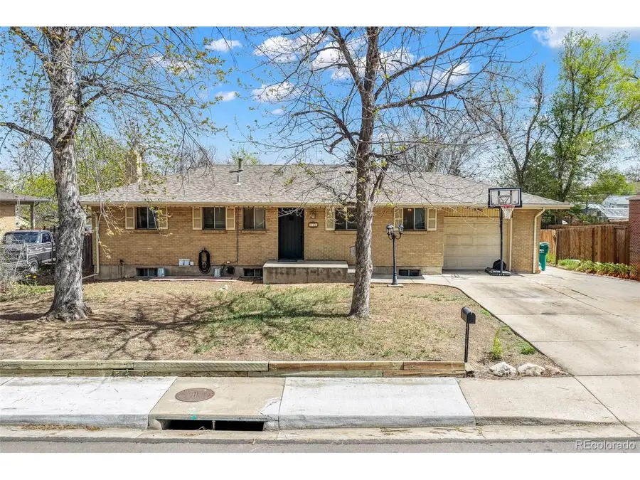 140 S Kendall St, Lakewood, CO 80226 - #2