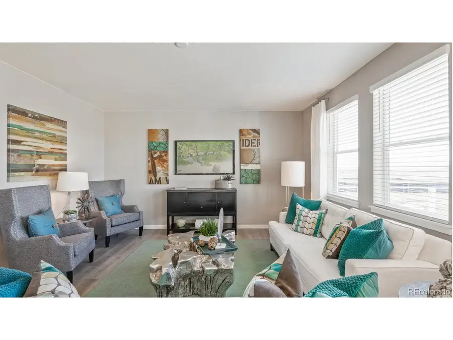 1368 Sunrise Hill Dr, Berthoud, CO 80513 - #2