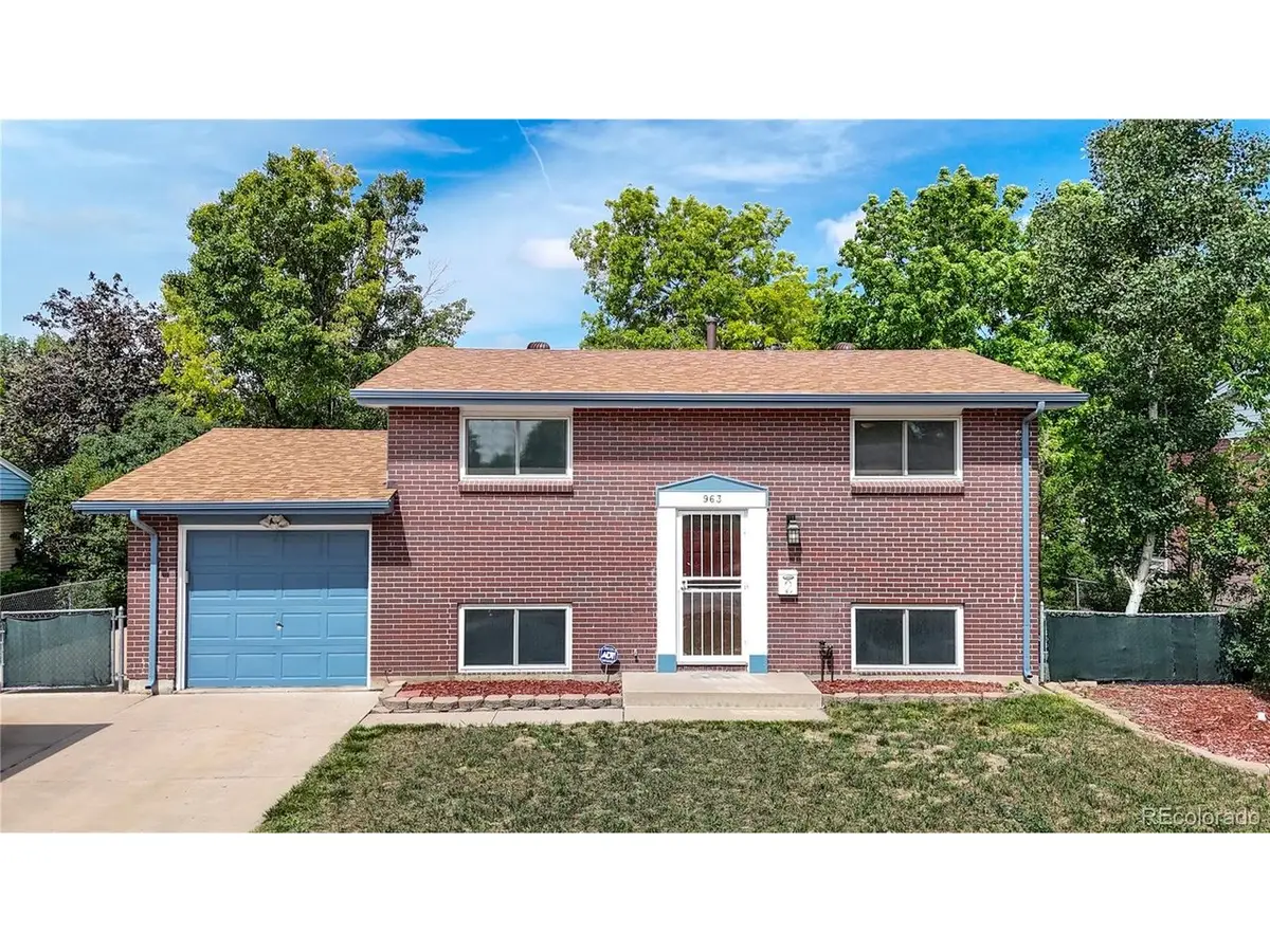 963 S Jamaica St, Aurora, CO 80012 - #1