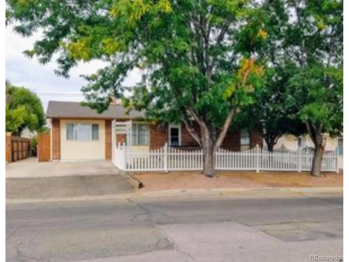 807 Harding Ave, Canon City, CO 81212 - #1