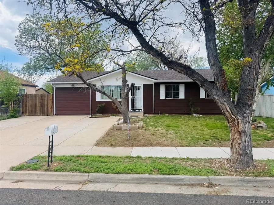 823 S Moline St, Aurora, CO 80012 - #3