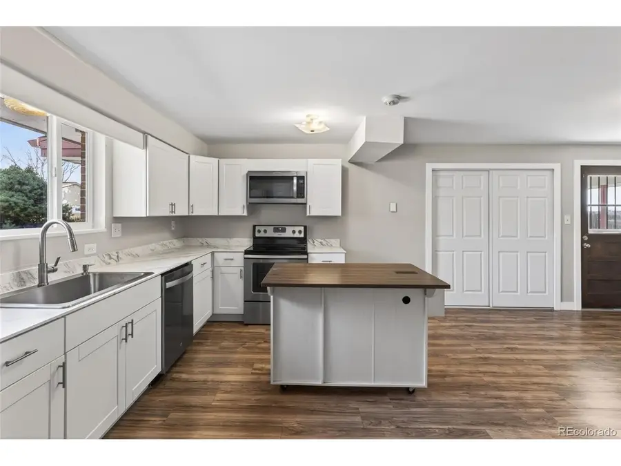 9022 W Washburn Pl, Lakewood, CO 80227 - #3