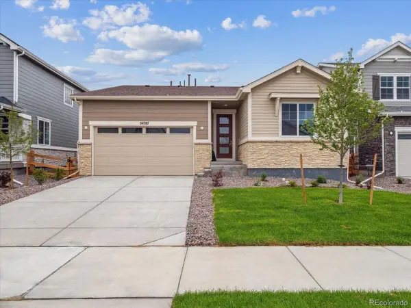 24787 E 40th Ave, Aurora, CO 80019